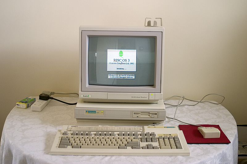Acorn Archimedes A410/1
